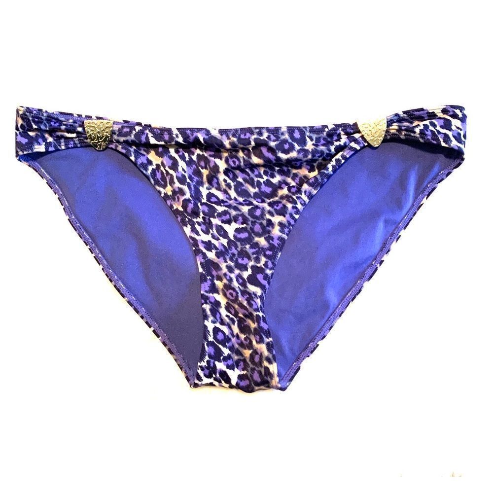 Leopard print bathing suit bottoms 🐆